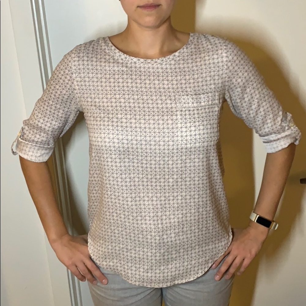 Casual blouse with roll-up sleeves